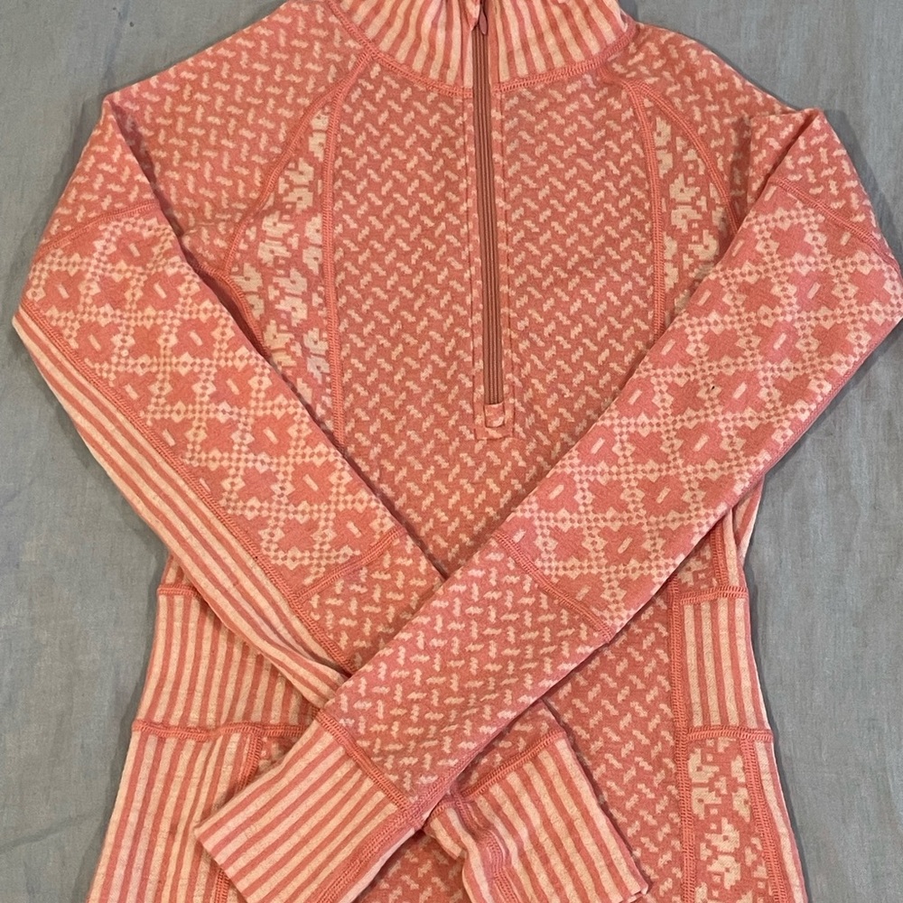 Kari Traa Pink Geometric Turtleneck Sweater and Leggings Set